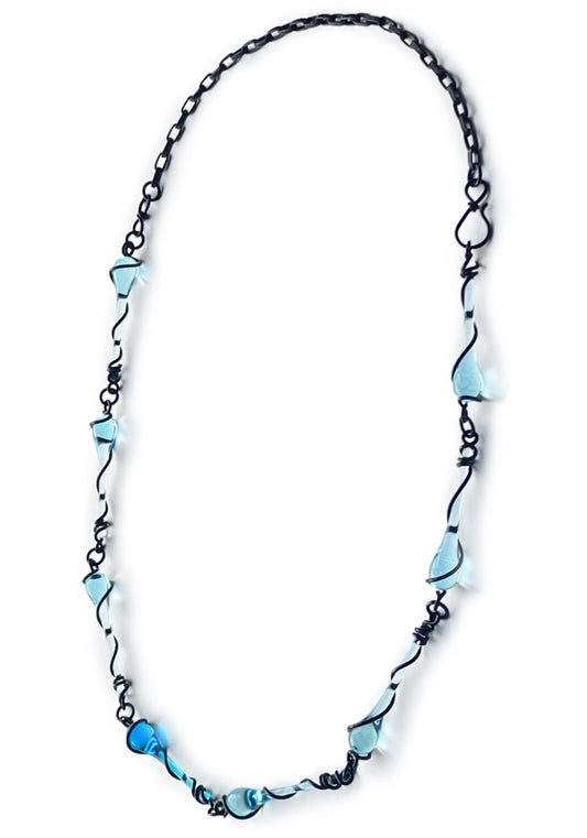 Serpens Noir Accent Necklace