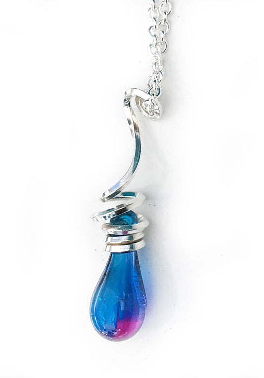Tendrils Pendant, Short